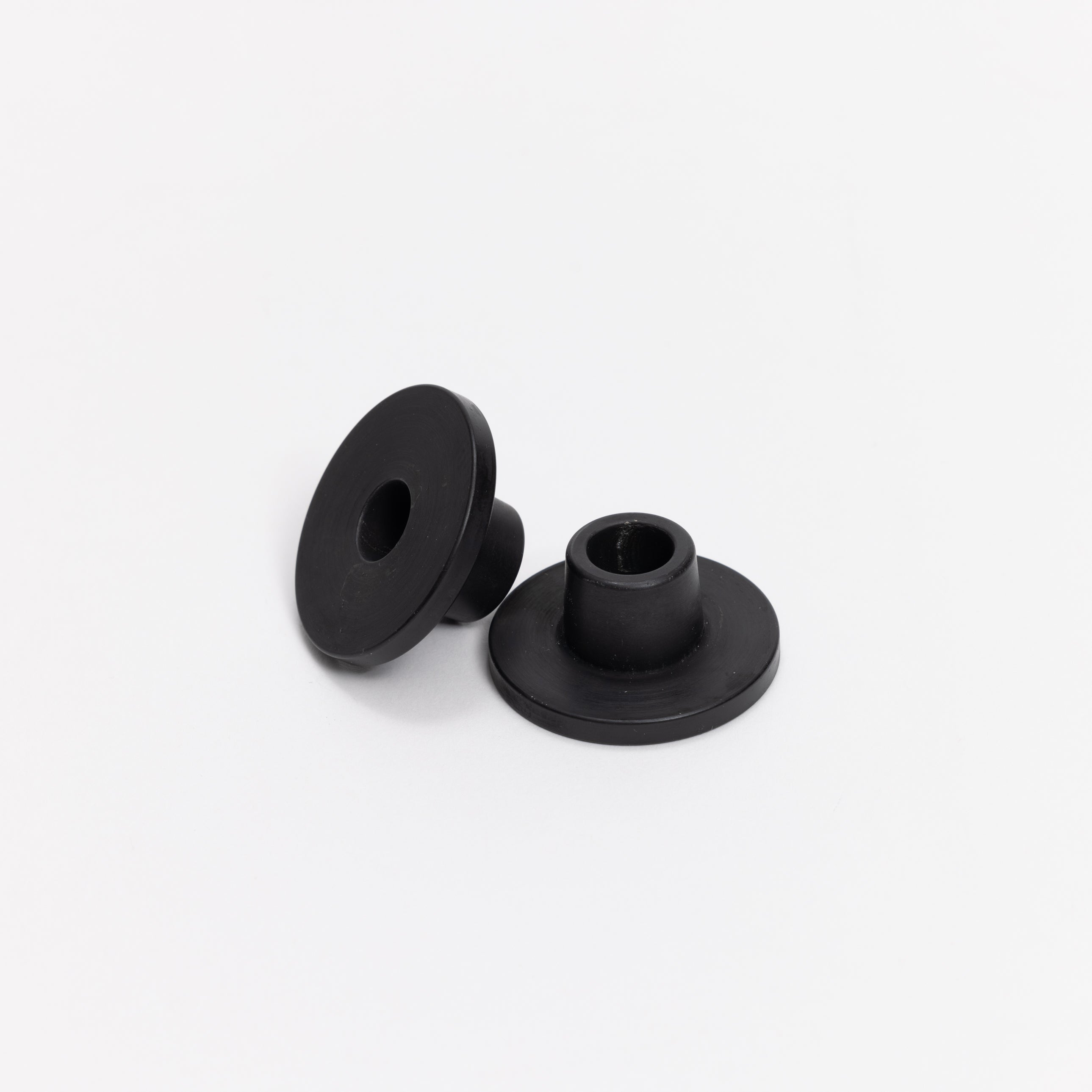 Carbone Adapters Set of 2