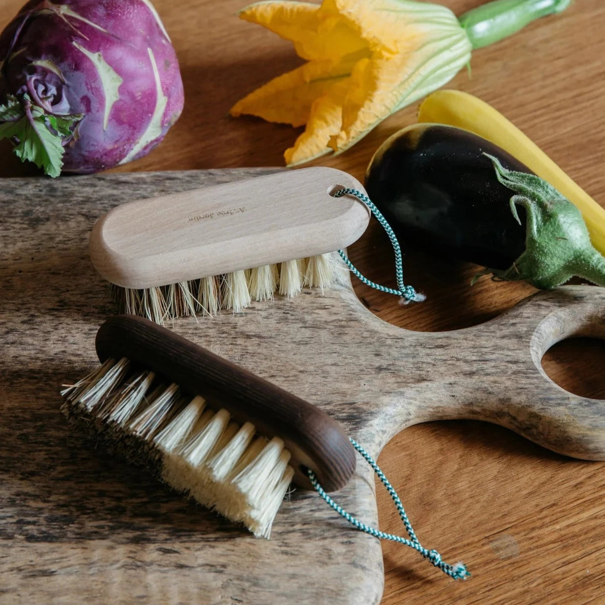 Vegetable Brush with hanger