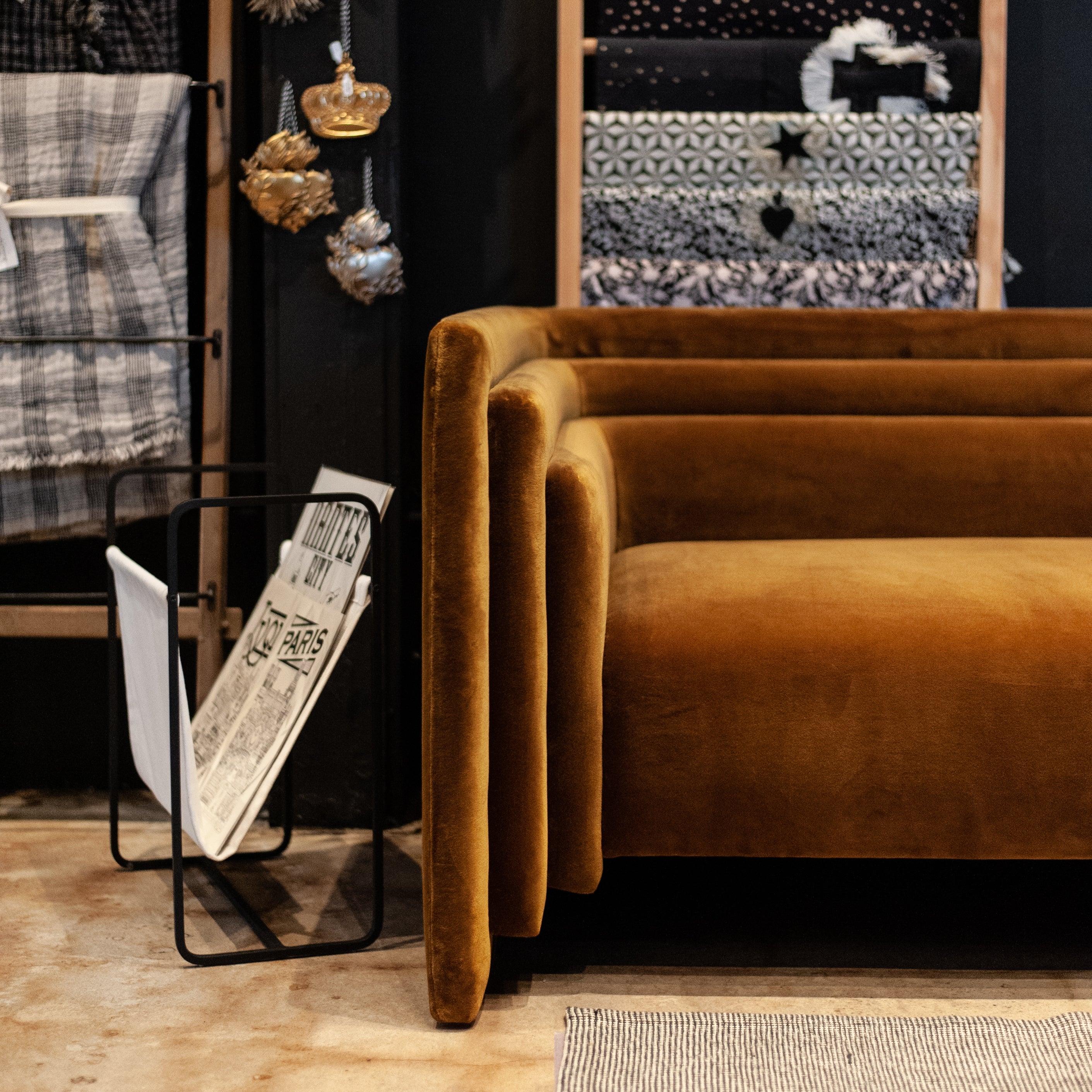 St Germain Velvet Sofa N°8